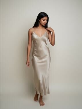 Aritzia Wilfred Only Slip Satin Midi Dress Champagne Beige Small Women’s